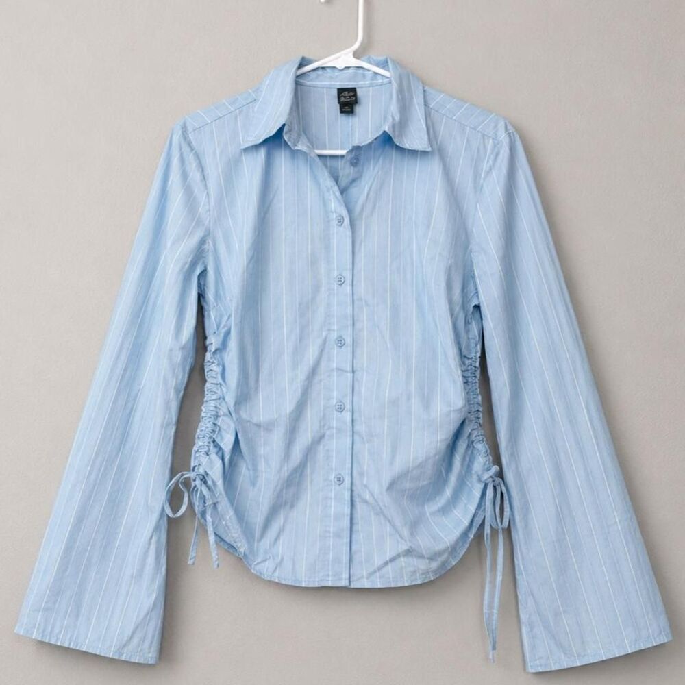 Wild-fable Women's Blue & White Button Up Blouse